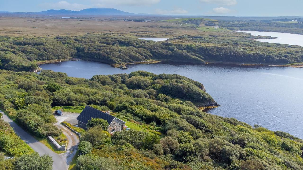 Loch an Eala Villa Clifden Exteriör bild