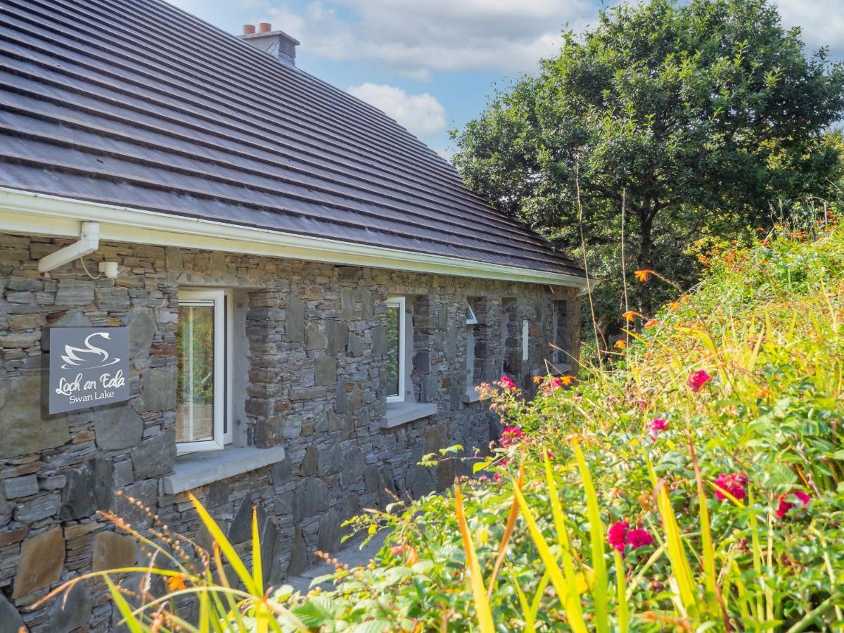 Loch an Eala Villa Clifden Exteriör bild